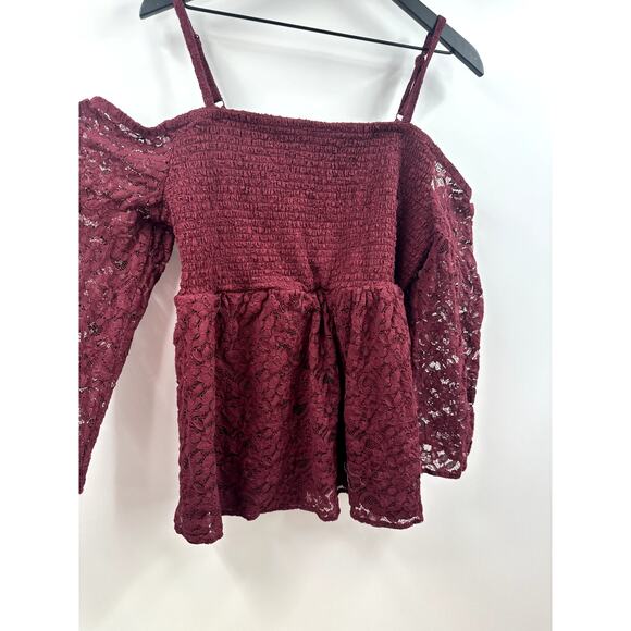 Torrid Burgundy Babydoll Lace Smocked Cold Shoulder Top Size 2 Plus Size - Picture 4 of 9